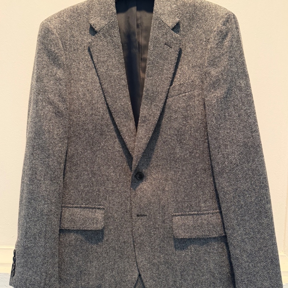 J.CREW English Tweed Sport Coat –Black/Grey – Size 42S  Excellent Condition $298